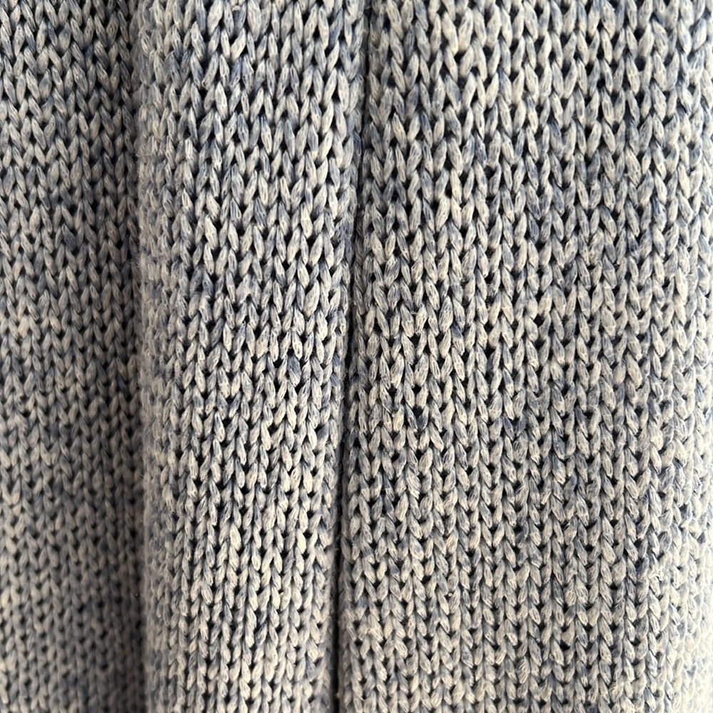 H&M « Basic » sweater - Picture 3 of 3